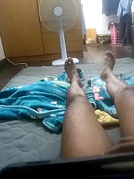 leeya14 online show from November 2025 02:43:01 PM