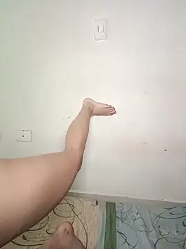 Thalia Karlson online show from April 2026 01:37:01 PM