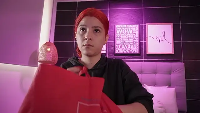 Thalia Karlson online show from February 2026 12:34:02 PM