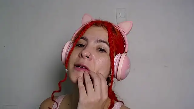 Thalia Karlson online show from April 2026 01:17:01 PM