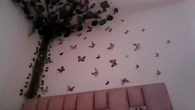 Snapshot of abby_moss_2 chatting on June 2026 12:35:02 PM abby moss 2 online show from June 2026 12:35:02 PM