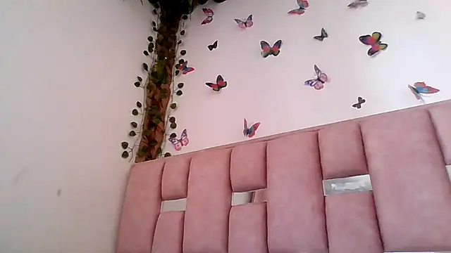 Snapshot of abby_moss_2 chatting on June 2026 07:20:02 PM abby moss 2 online show from June 2026 07:20:02 PM