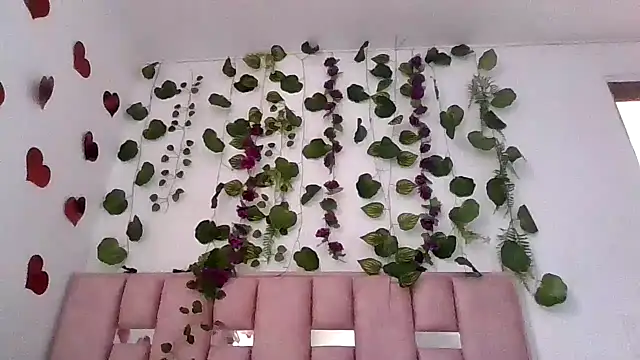 abby moss 2 online show from May 2026 12:47:01 PM