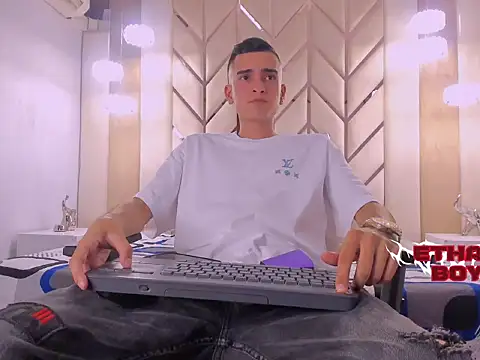 Ethan Boy  online show from February 2026 08:30:01 PM