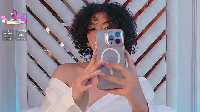 Snapshot of Lila-Rose chatting on February 2026 04:23:01 AM Lila-Rose online show from February 2026 04:23:01 AM