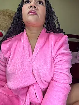 Snapshot of Ayleenpamelasexysquirt chatting on October 2025 07:38:02 PM Ayleenpamelasexysquirt online show from October 2025 07:38:02 PM