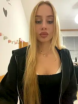 RemyStyles online show from November 2025 06:34:01 PM