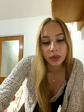 RemyStyles online show from October 2025 06:52:02 PM