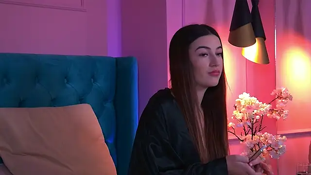 TaliaMorenne online show from October 2025 04:50:02 PM