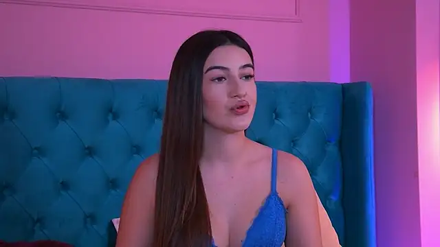 TaliaMorenne online show from October 2025 03:34:02 PM