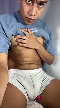 Jacovo2002 online show from November 2025 03:16:01 AM