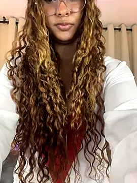 Luna Vex online show from October 2025 07:25:02 PM