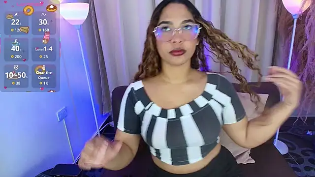 Snapshot of Luna_Vex chatting on November 2025 03:17:02 AM Luna Vex online show from November 2025 03:17:02 AM