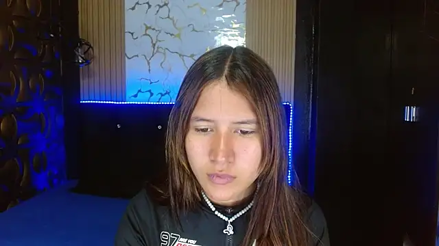 tinibunny online show from October 2025 07:38:02 PM