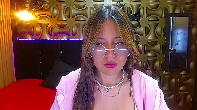 tinibunny online show from November 2025 07:36:03 PM