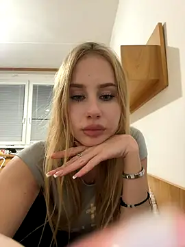 Snapshot of JudithCarly chatting on November 2025 08:02:01 PM JudithCarly online show from November 2025 08:02:01 PM