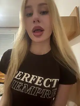 Snapshot of JudithCarly chatting on November 2025 08:20:02 PM JudithCarly online show from November 2025 08:20:02 PM