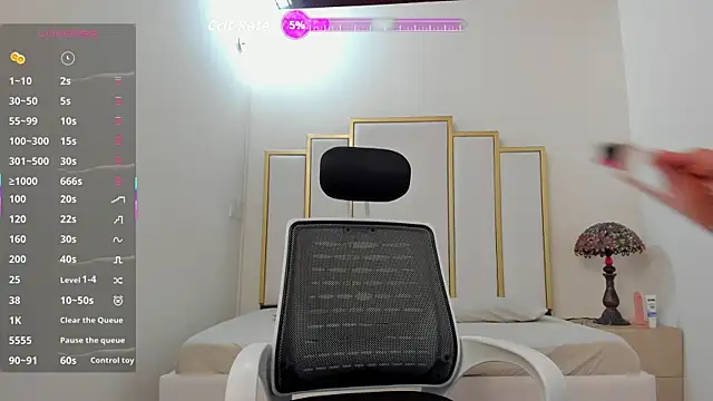 Snapshot of Annylittle_ chatting on October 2025 04:59:01 AM Annylittle online show from October 2025 04:59:01 AM