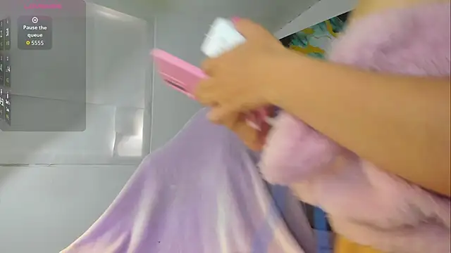 Barbieteeen online show from January 2026 04:36:02 PM