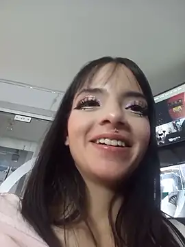 Barbieteeen online show from March 2026 06:41:01 PM