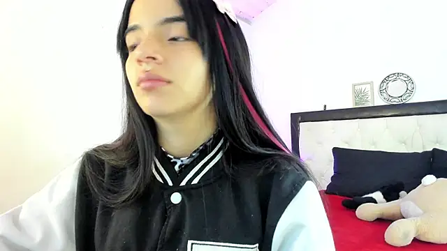 Barbieteeen online show from November 2025 04:46:01 AM