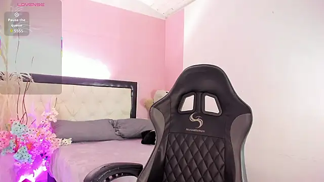 Barbieteeen online show from March 2026 04:30:02 AM