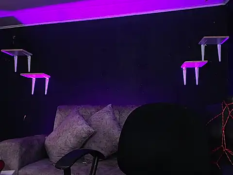 Liastark online show from November 2025 04:39:02 PM