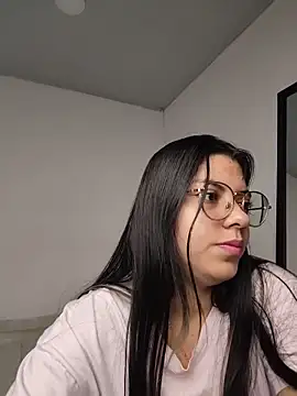 Snapshot of harper_ks chatting on May 2026 02:09:01 AM harper ks online show from May 2026 02:09:01 AM