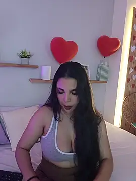 shainadavis online show from February 2026 03:48:01 AM