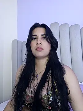 shainadavis online show from October 2025 03:50:01 AM