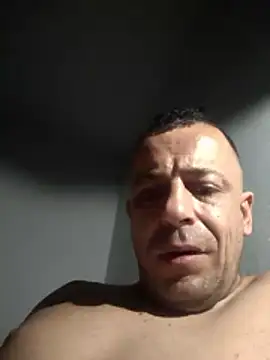 jjLARAY online show from February 2026 07:54:02 AM
