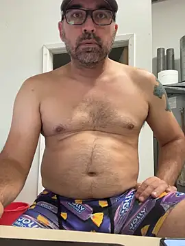 Snapshot of Fun_Time_Ron_2 chatting on October 2025 04:37:01 PM Fun Time Ron 2 online show from October 2025 04:37:01 PM