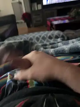 lighrik09 online show from November 2025 02:53:02 PM