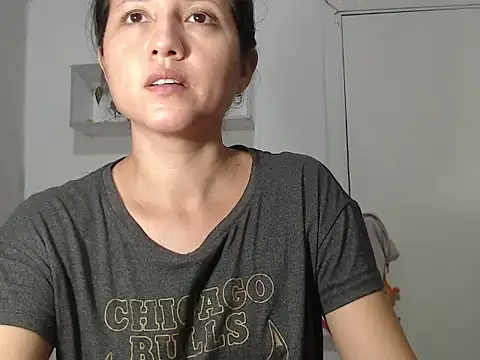 Snapshot of Renata_Rivas chatting on February 2026 03:36:01 AM Renata Rivas online show from February 2026 03:36:01 AM