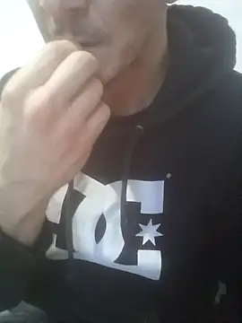 Snapshot of Graimito chatting on November 2025 08:07:02 AM Graimito online show from November 2025 08:07:02 AM