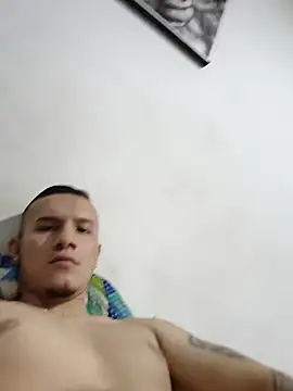 Snapshot of andriu656 chatting on November 2025 04:18:01 AM andriu656 online show from November 2025 04:18:01 AM