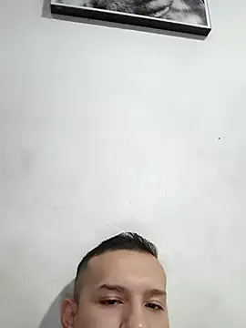 Snapshot of andriu656 chatting on October 2025 05:36:01 PM andriu656 online show from October 2025 05:36:01 PM