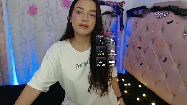 beauty lana18 online show from November 2025 12:25:01 AM