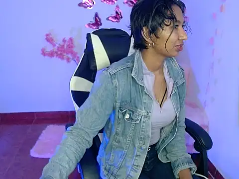 Snapshot of amber__666 chatting on October 2025 12:22:02 AM amber 666 online show from October 2025 12:22:02 AM