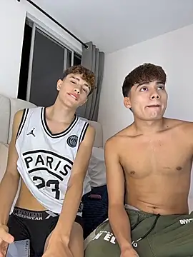 Snapshot of Douglas_Lux chatting on November 2025 01:09:01 AM Douglas Lux online show from November 2025 01:09:01 AM