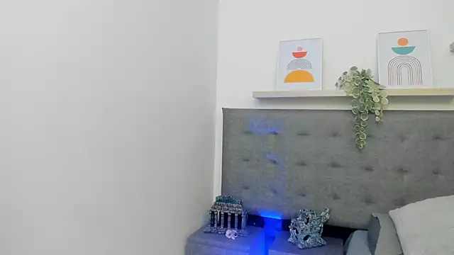 Snapshot of harper_brown1 chatting on October 2025 02:21:02 AM harper brown1 online show from October 2025 02:21:02 AM