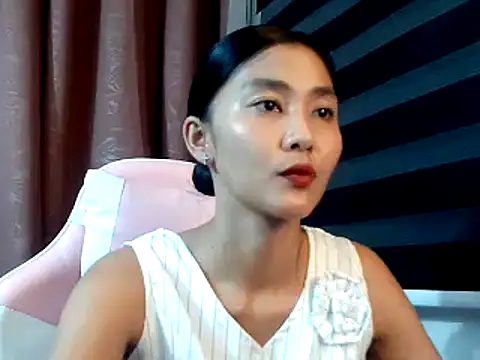 Snapshot of De_amore chatting on October 2025 12:35:02 PM De amore online show from October 2025 12:35:02 PM