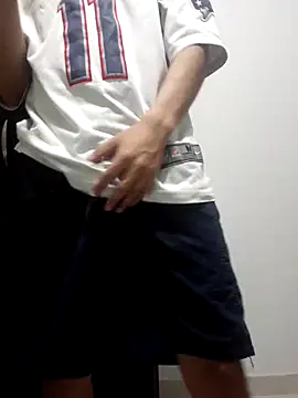 Joven Modelo online show from October 2025 07:04:02 PM