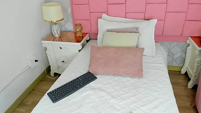 mary joseph online show from January 2026 03:21:01 AM