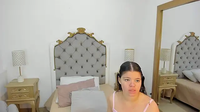 Snapshot of mary_joseph chatting on November 2025 07:29:02 PM mary joseph online show from November 2025 07:29:02 PM