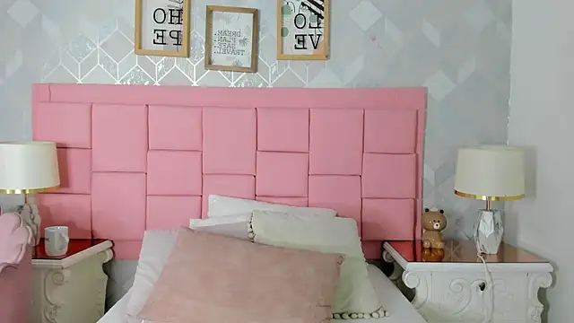 mary joseph online show from February 2026 03:52:01 AM