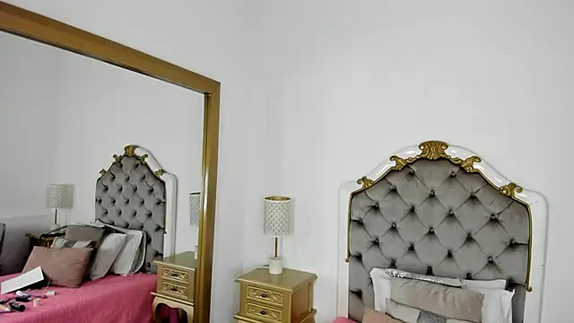 Snapshot of mary_joseph chatting on December 2025 08:28:02 PM mary joseph online show from December 2025 08:28:02 PM