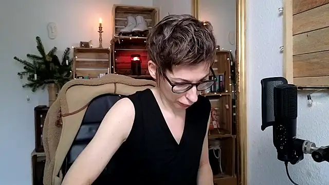 Antifistin online show from November 2025 12:27:01 PM