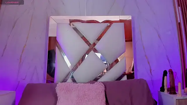 little  Chloee  online show from February 2026 09:36:01 PM