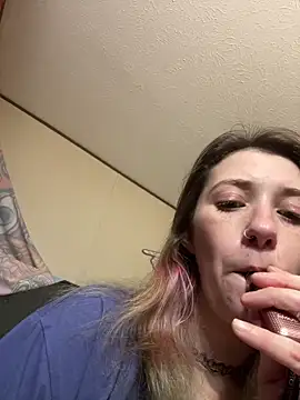 Mustbethemoney1234 online show from March 2026 06:43:01 PM